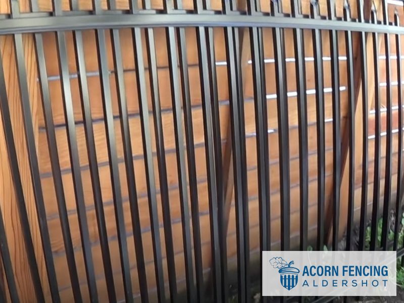 Fencing Metal GU11 Aldershot